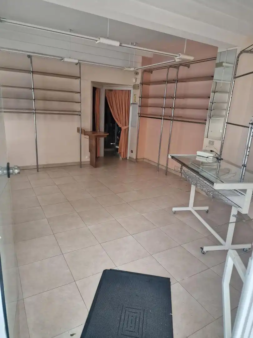 Local commercial à vendre à Valle de Trápaga-Trapagaran, imagen 5