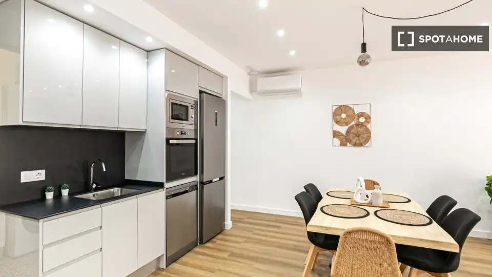 Flat with terrace to rent in Eixample, imagen 10
