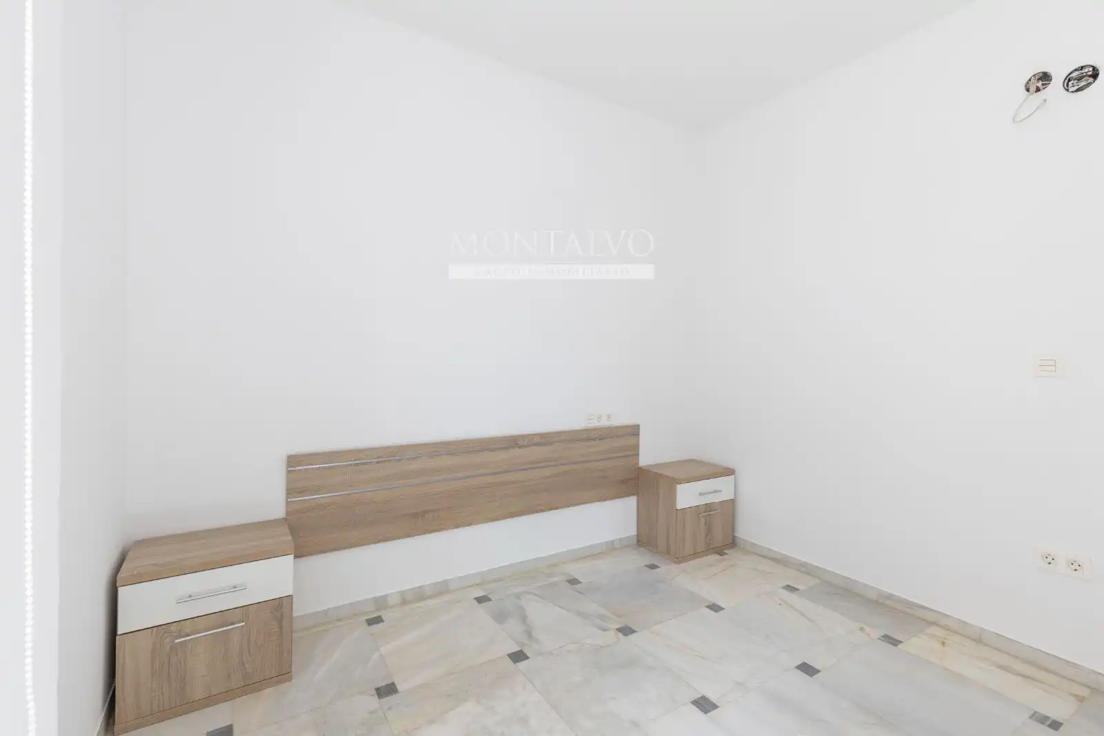 Habitación de Ático en venta en Atarfe con Aire acondicionado, Calefacción y Terraza