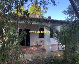 Jardí de Casa o xalet en venda en Chiva amb Traster