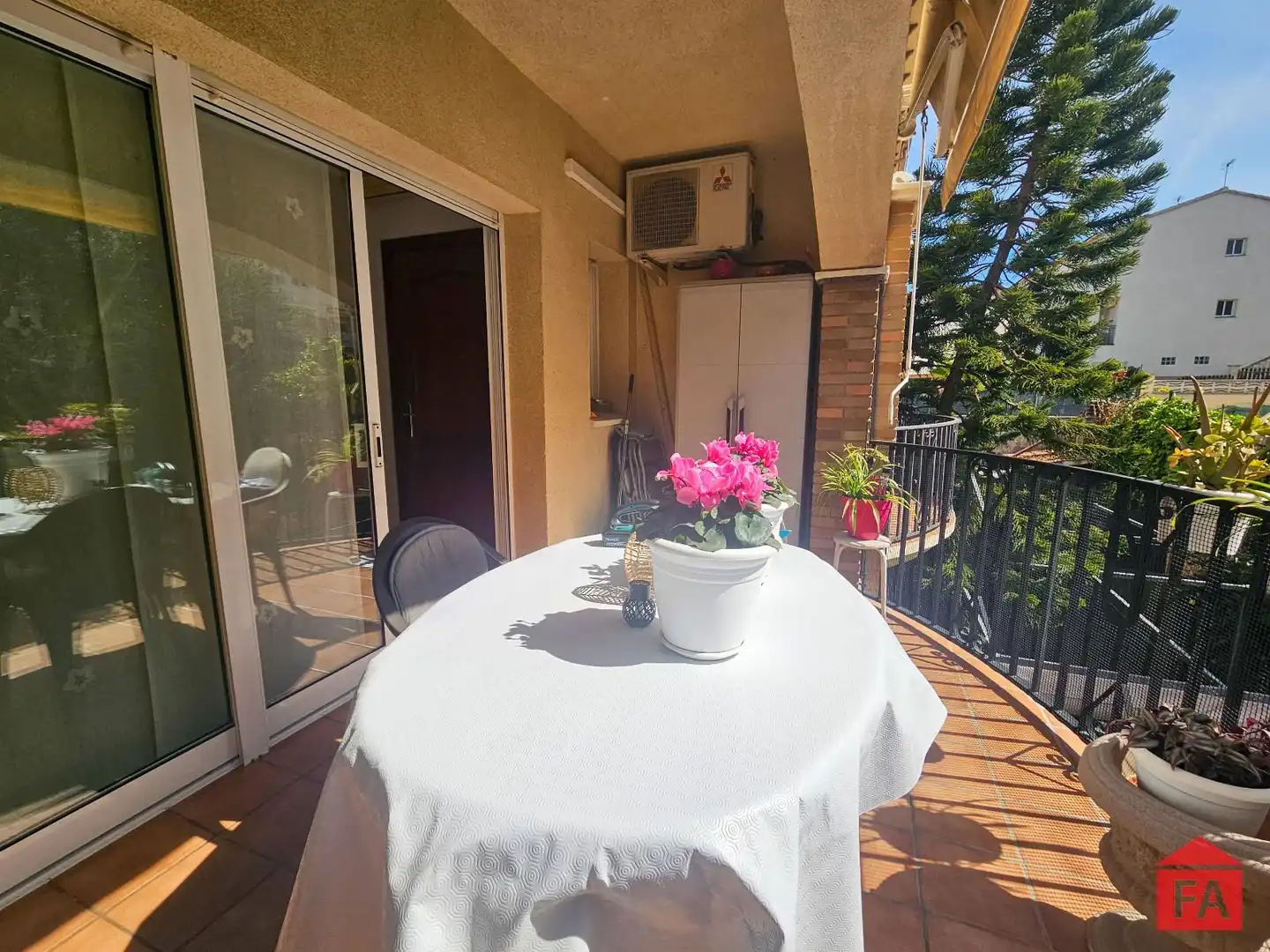 Terrace of Detached homes for sale in El Vendrell  with Air Conditioner, Heating and Terrace