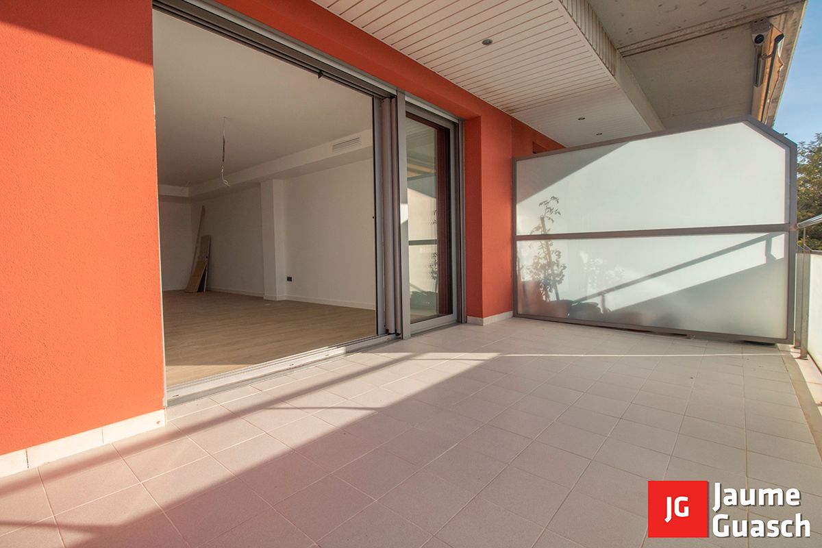 Wohnung zum Verkauf in Torredembarra mit Klimaanlage, Heizung und Parkett