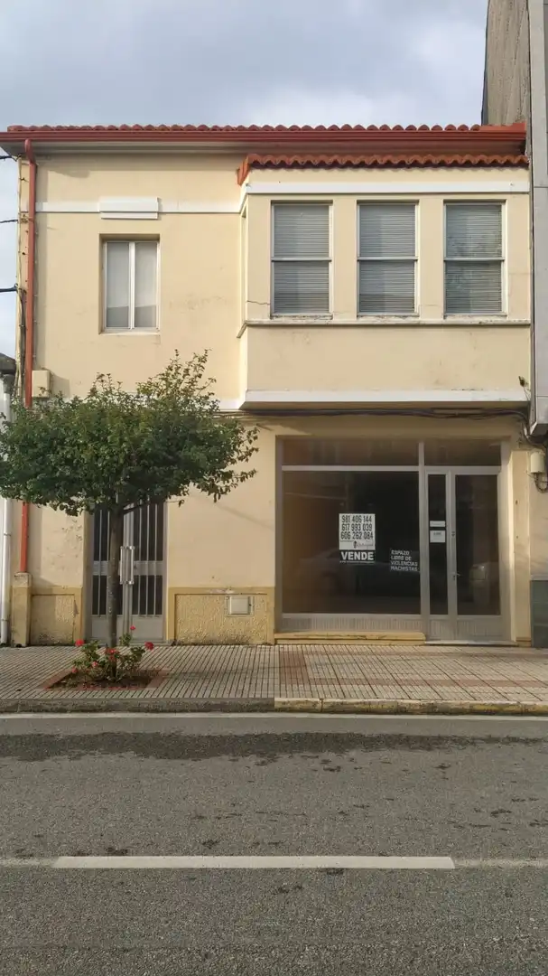 Local comercial en venda a Rúa Manuel Fraga Iribarne 15