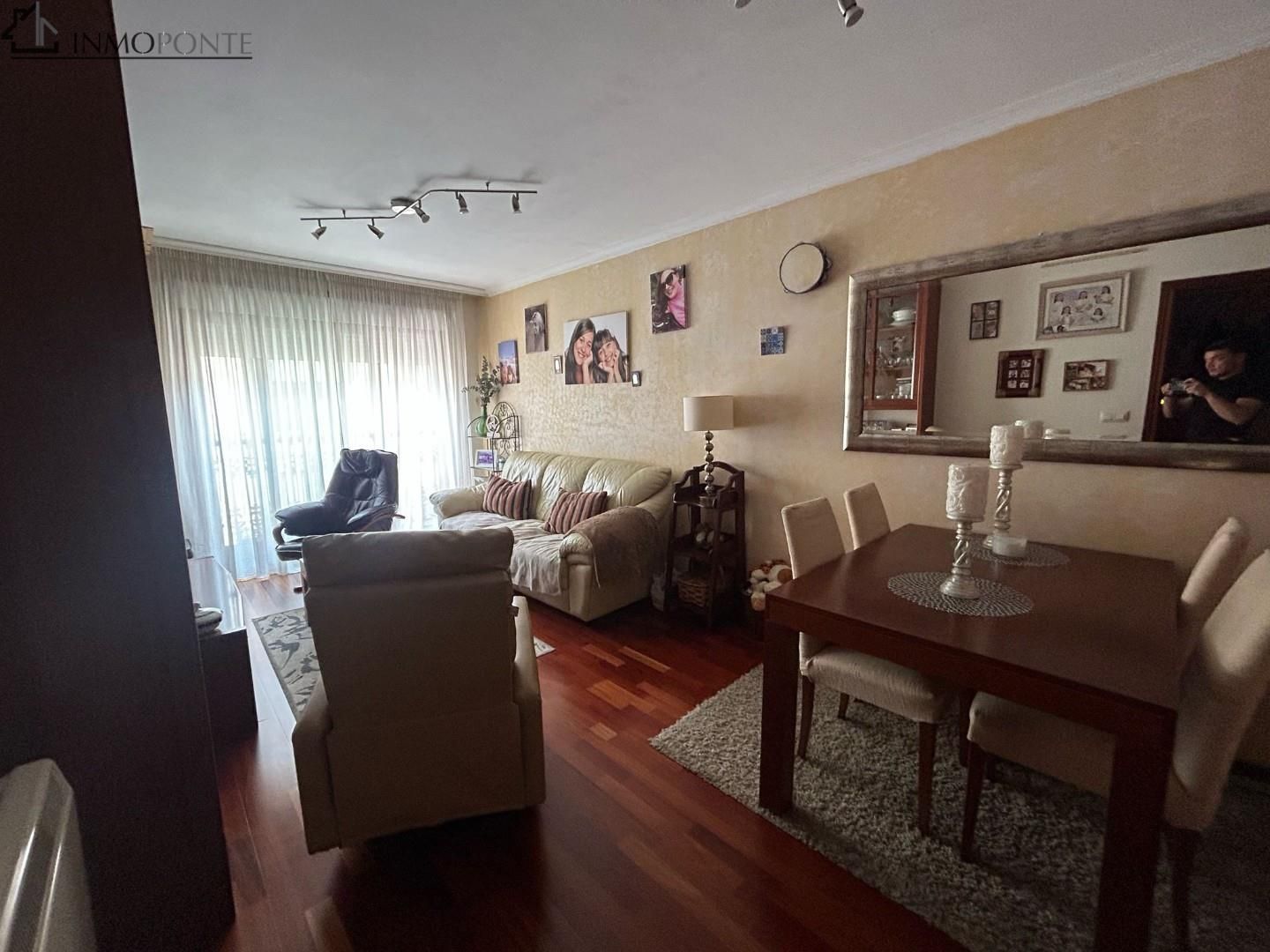 Sala d'estar de Pis en venda en Pontevedra Capital 