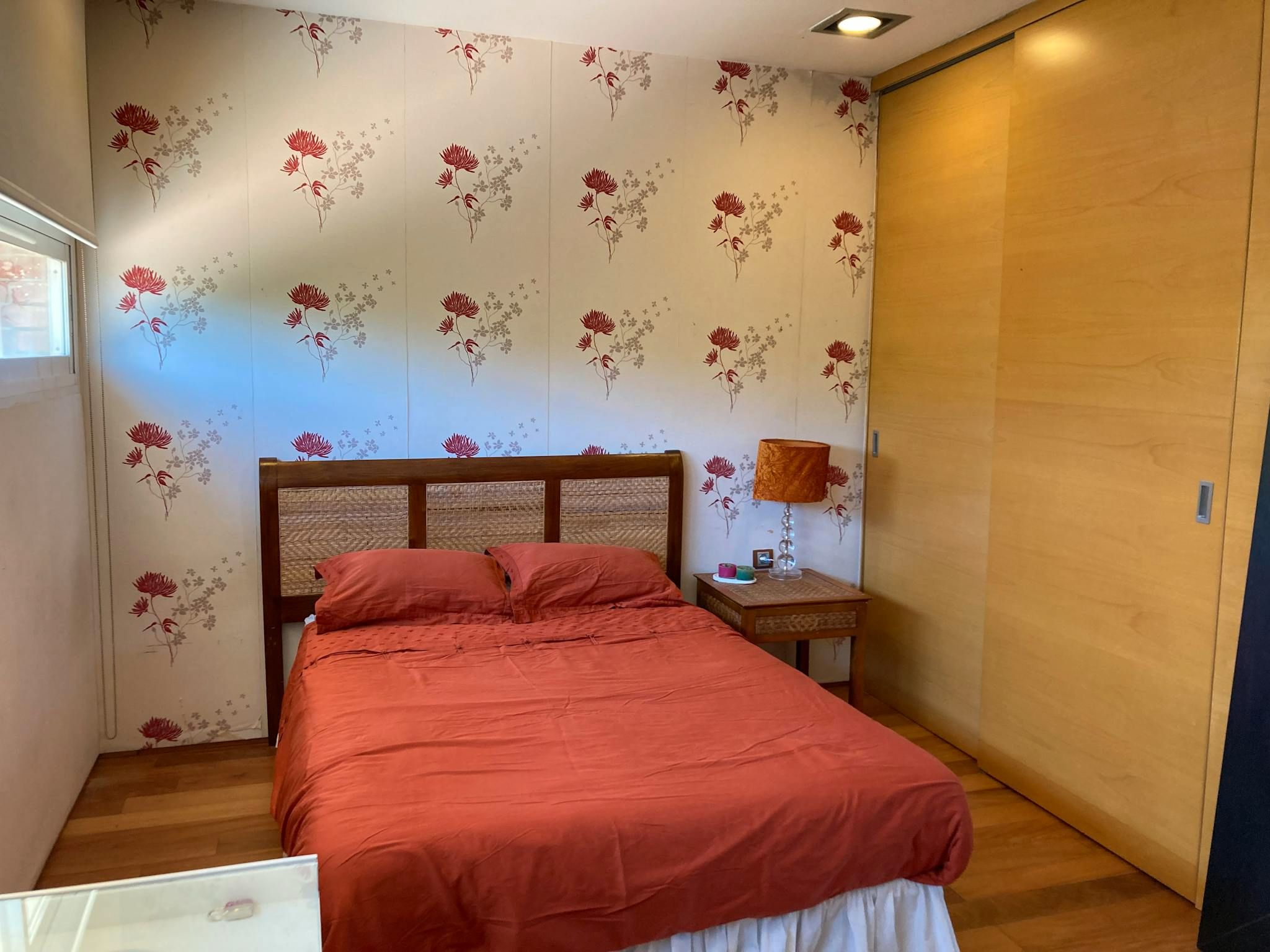 Dormitori de Pis per a compartir en  Sevilla Capital amb Aire condicionat, Calefacció i Jardí privat