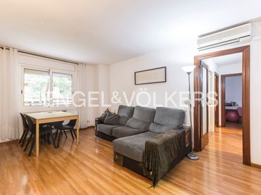 Wohnung mit Aufzug zum Verkauf in Nou Barris