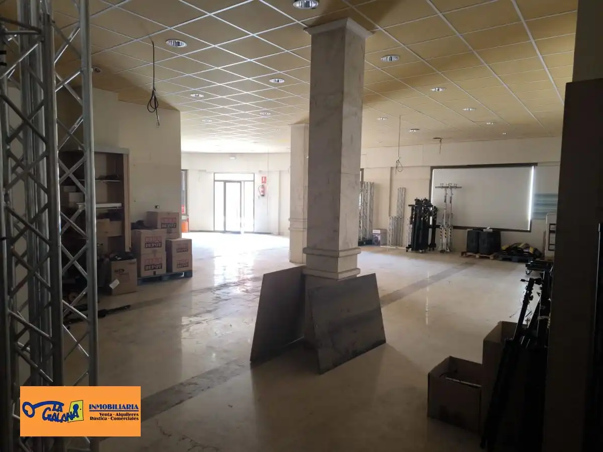 Local comercial de lloguer a Valdepeñas, imagen 5