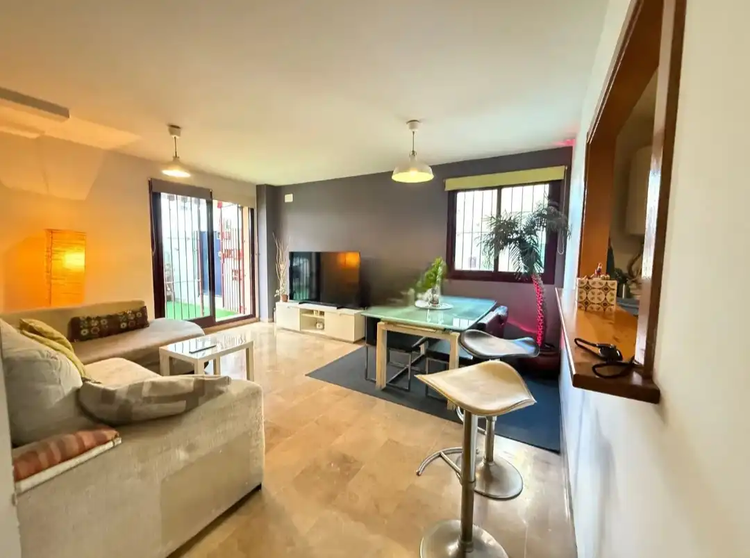 Sala de estar de Planta baja en venta en Torremolinos con Terraza y Piscina