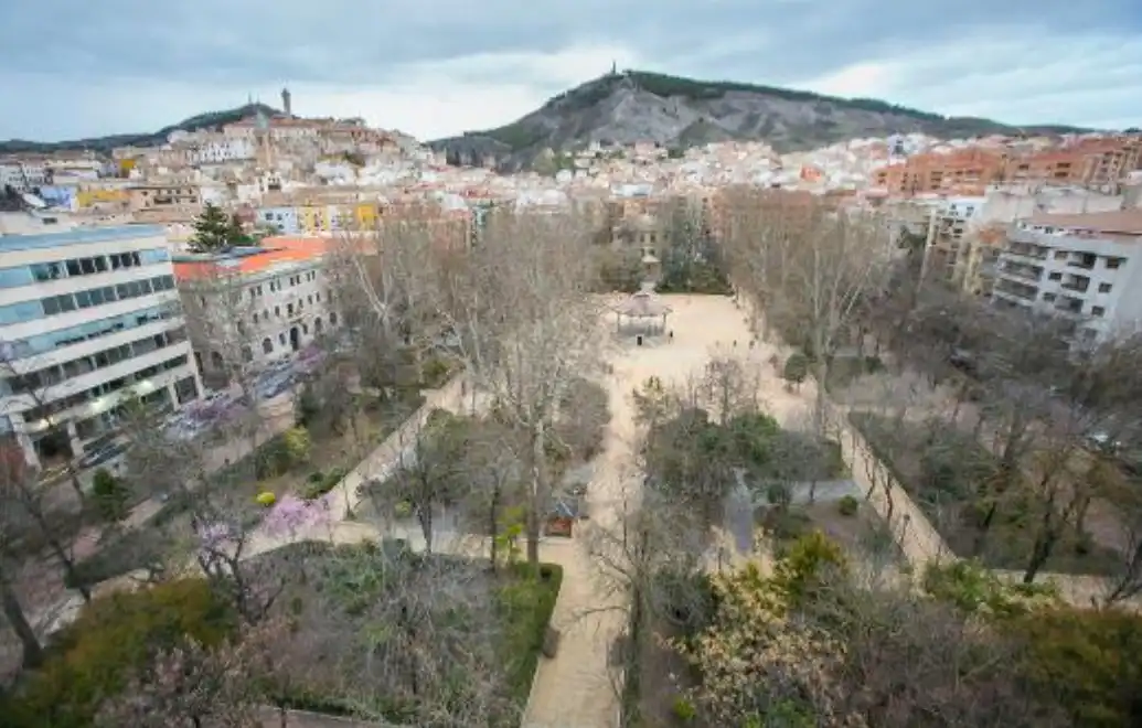 Garten von Wohnung zur Miete in Cuenca mit Heizung und Möbliert
