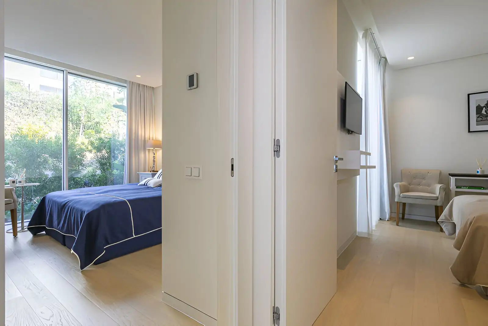 Bedroom of Ground floor for sale in Marbella  with Air Conditioner, Terrace and Storage room