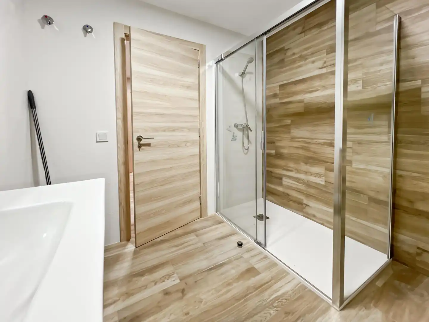 Badezimmer von Wohnung zur Miete in Castellón de la Plana / Castelló de la Plana mit Möbliert und Balkon