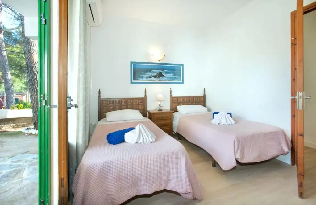 Bedroom of Houses for sale in Pollença  with Air Conditioner, Terrace and Swimming Pool