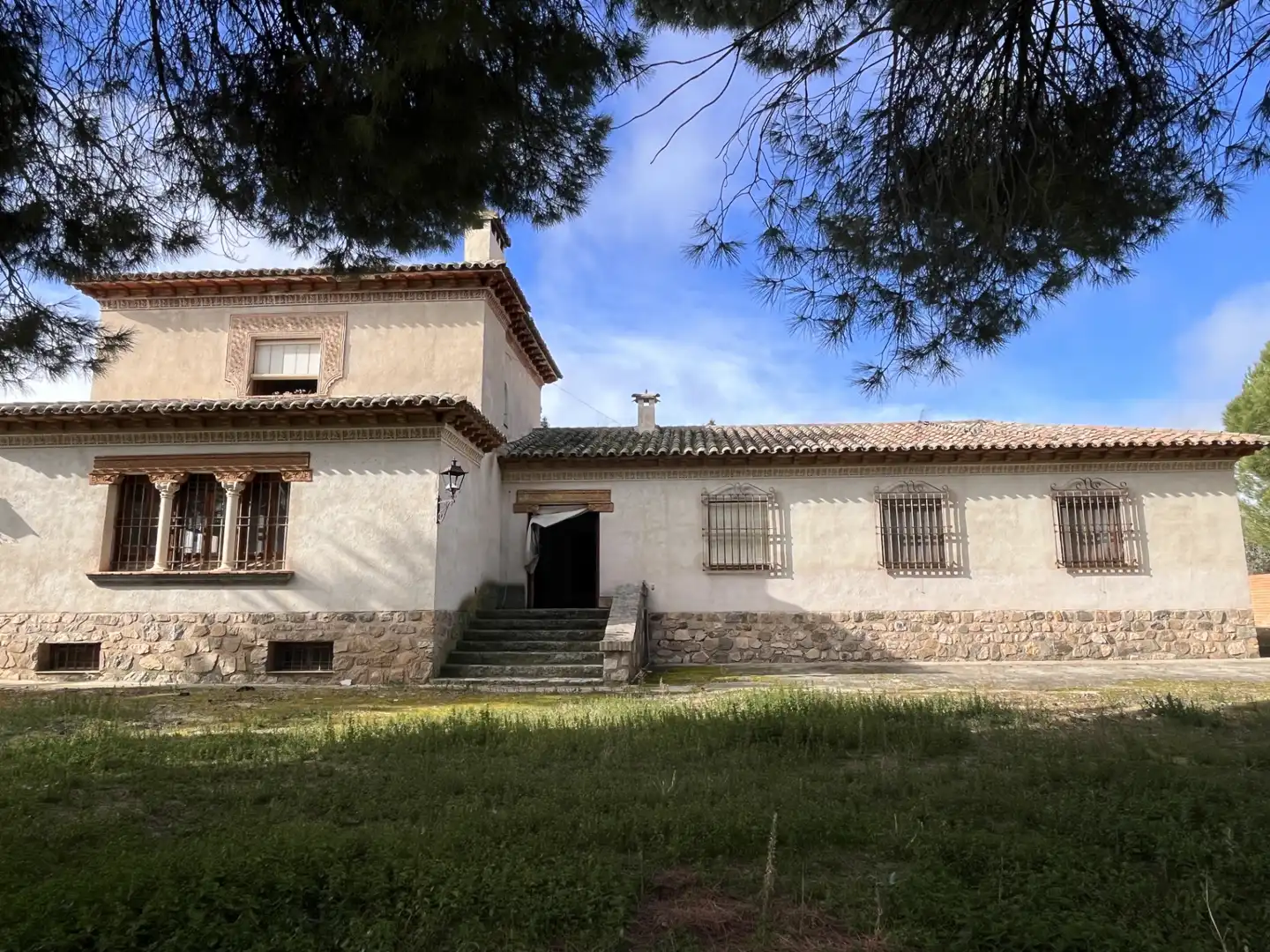 Houses for sale in Cobisa