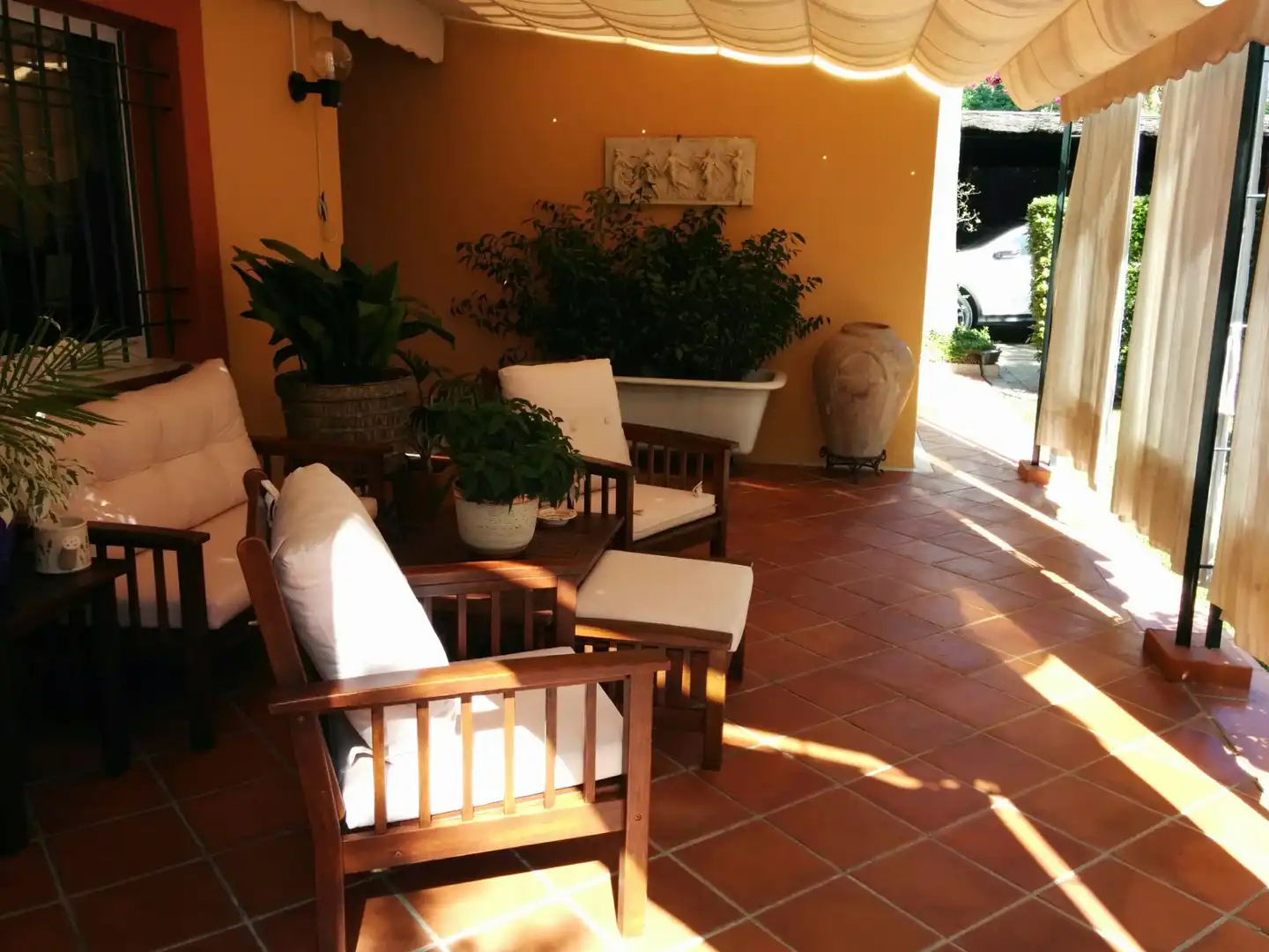 Terrassa de Casa o xalet en venda en Alcalá de Guadaira amb Aire condicionat, Calefacció i Jardí privat