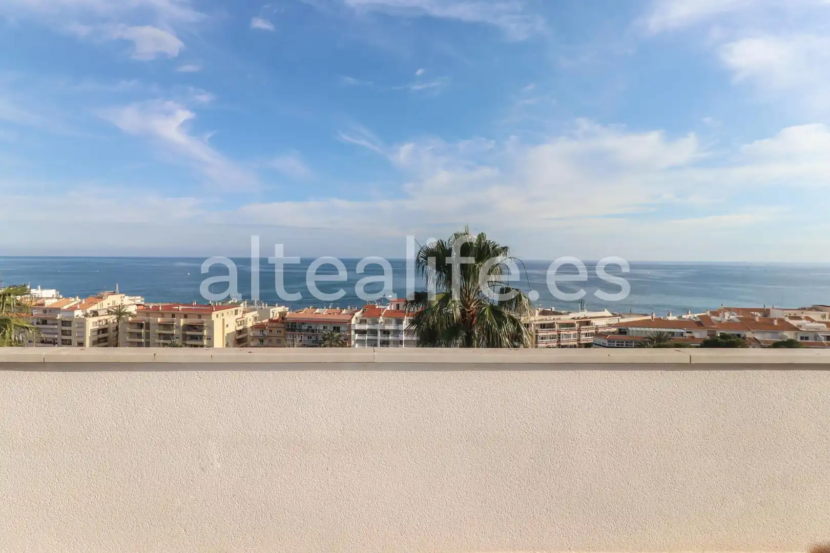 Attic for rent in Carrer Menut, Altea ciudad