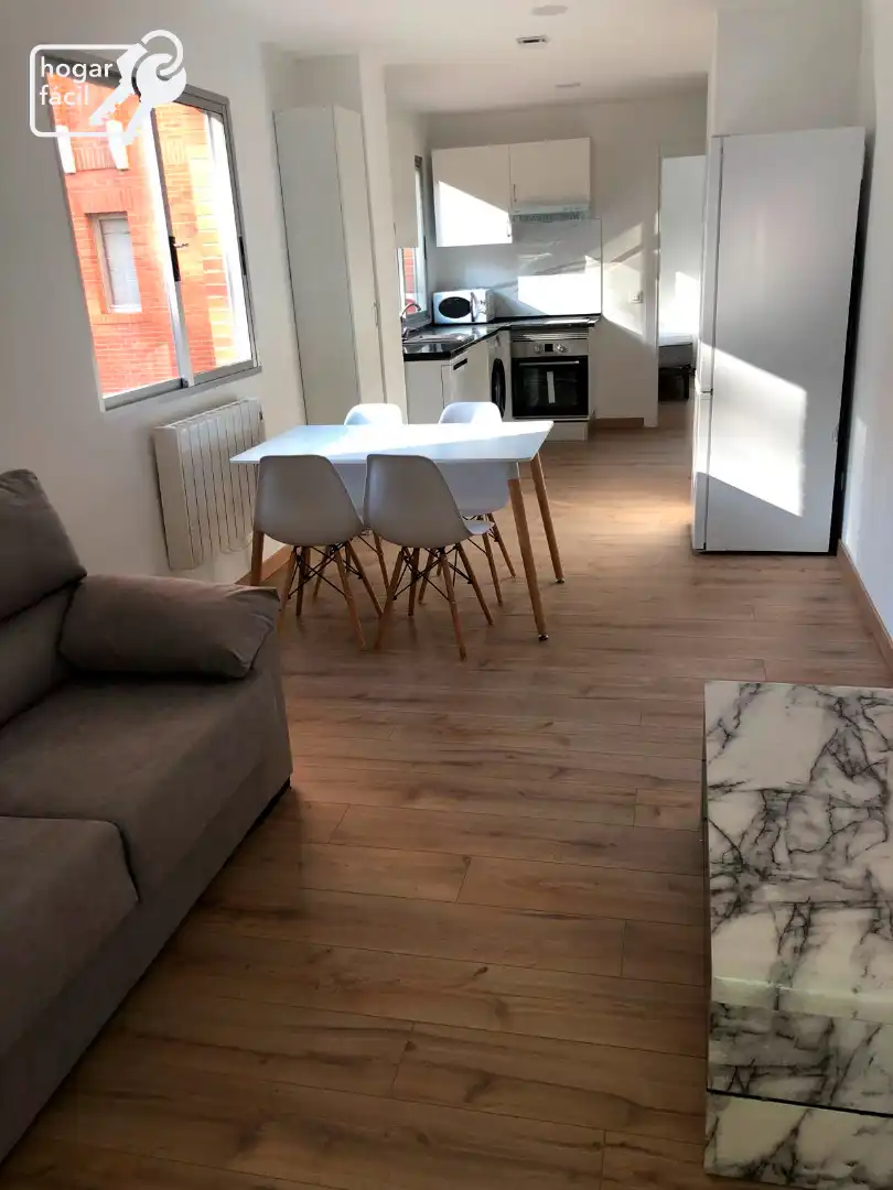 Flat for rent in Calle Profesor Adolfo Miaja de la Muela, 28, Parquesol