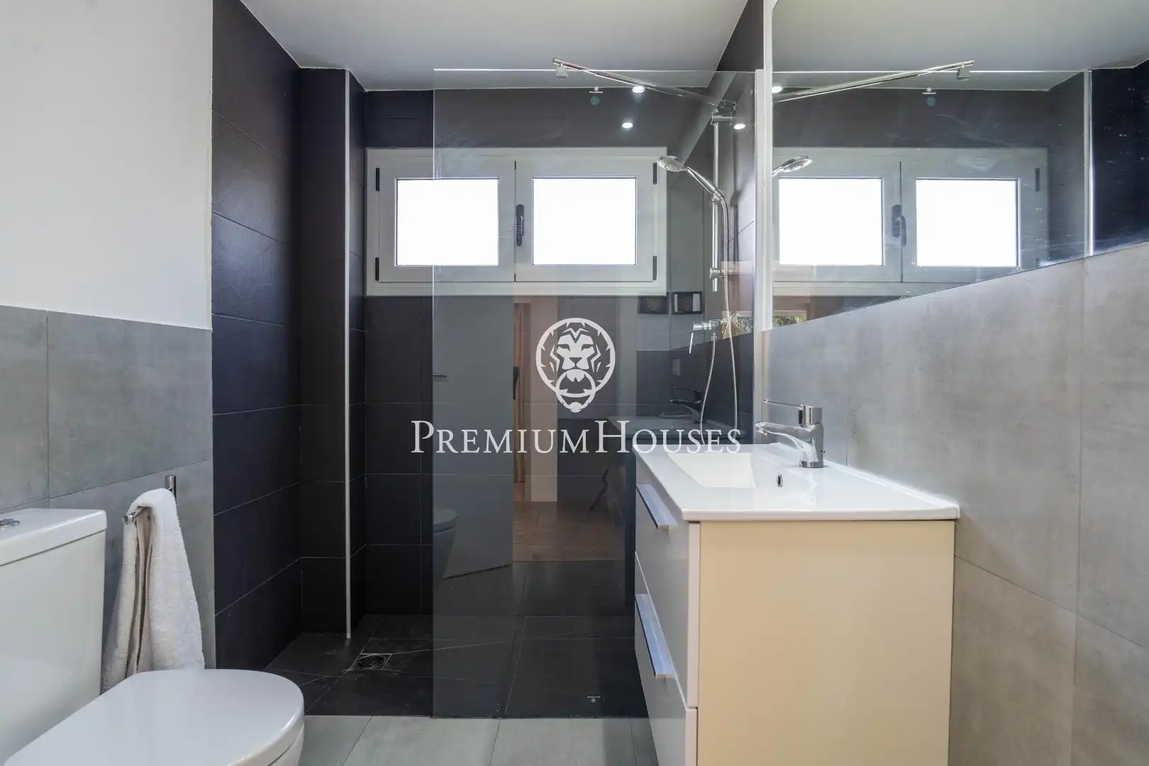 Flat for rent in Can Girona - Terramar - Vinyet