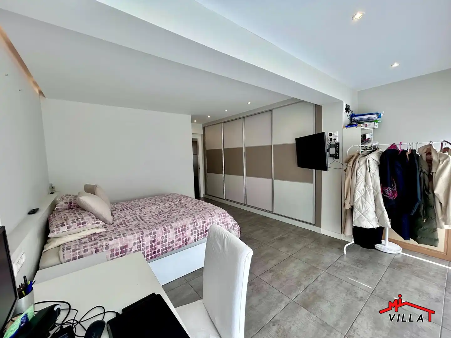 Habitación de Piso en venta en Laredo con Calefacción y Terraza