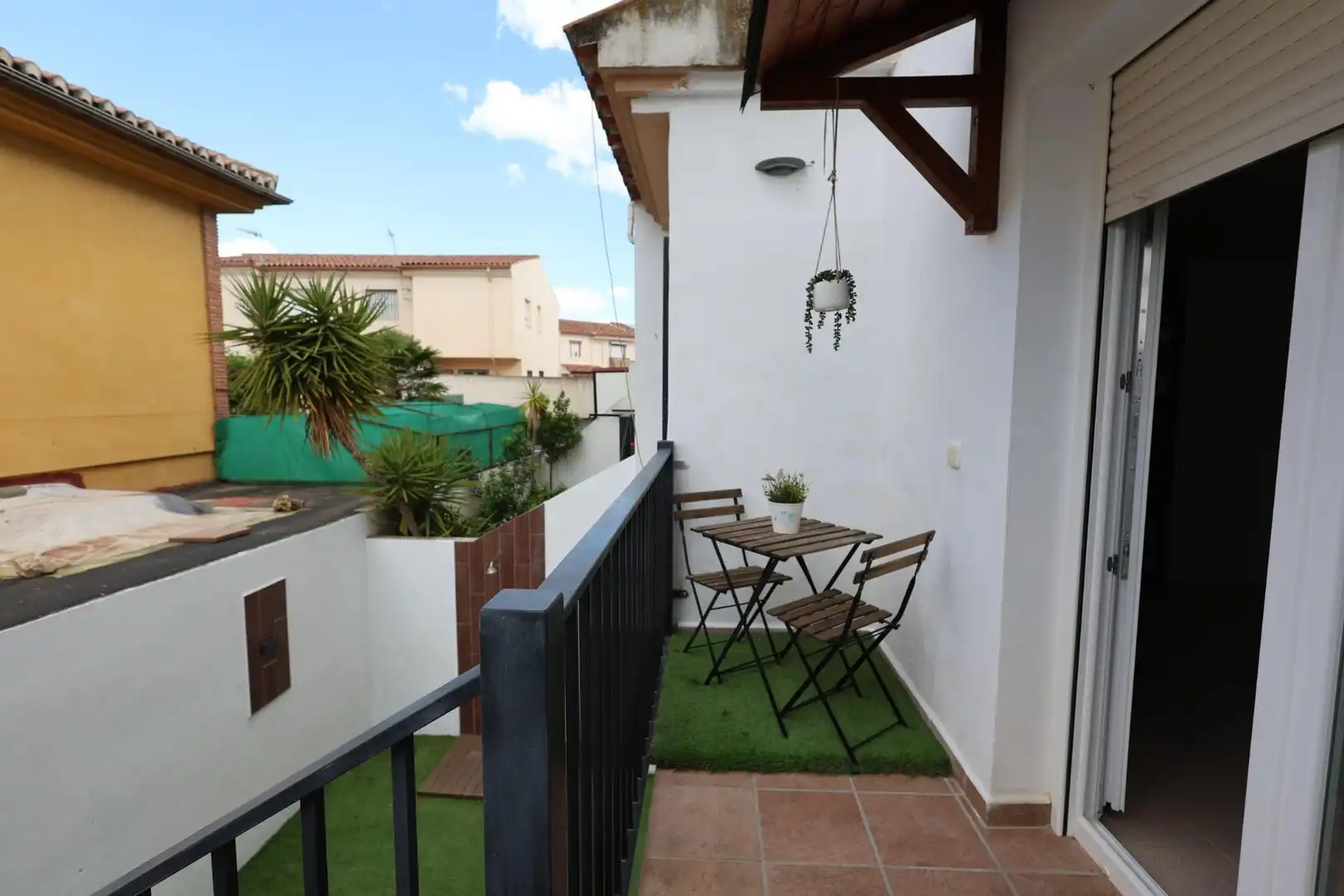 Terrassa de Casa adosada en venda en Cúllar Vega amb Calefacció, Jardí privat i Terrassa