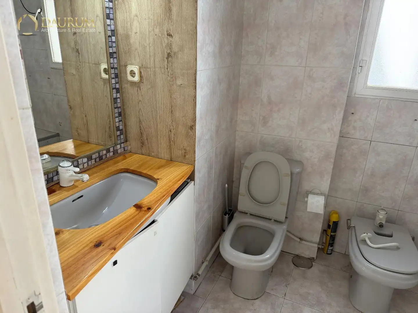 Bathroom of Attic for sale in Madrid  with Heating and Terrace