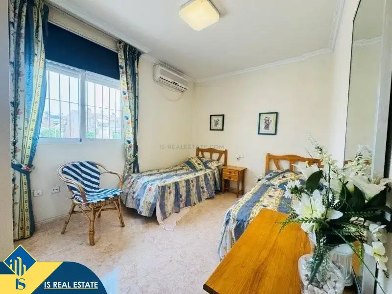 Bungalow amb piscina en venda a Nueva Torrevieja - Aguas Nuevas, imagen 19