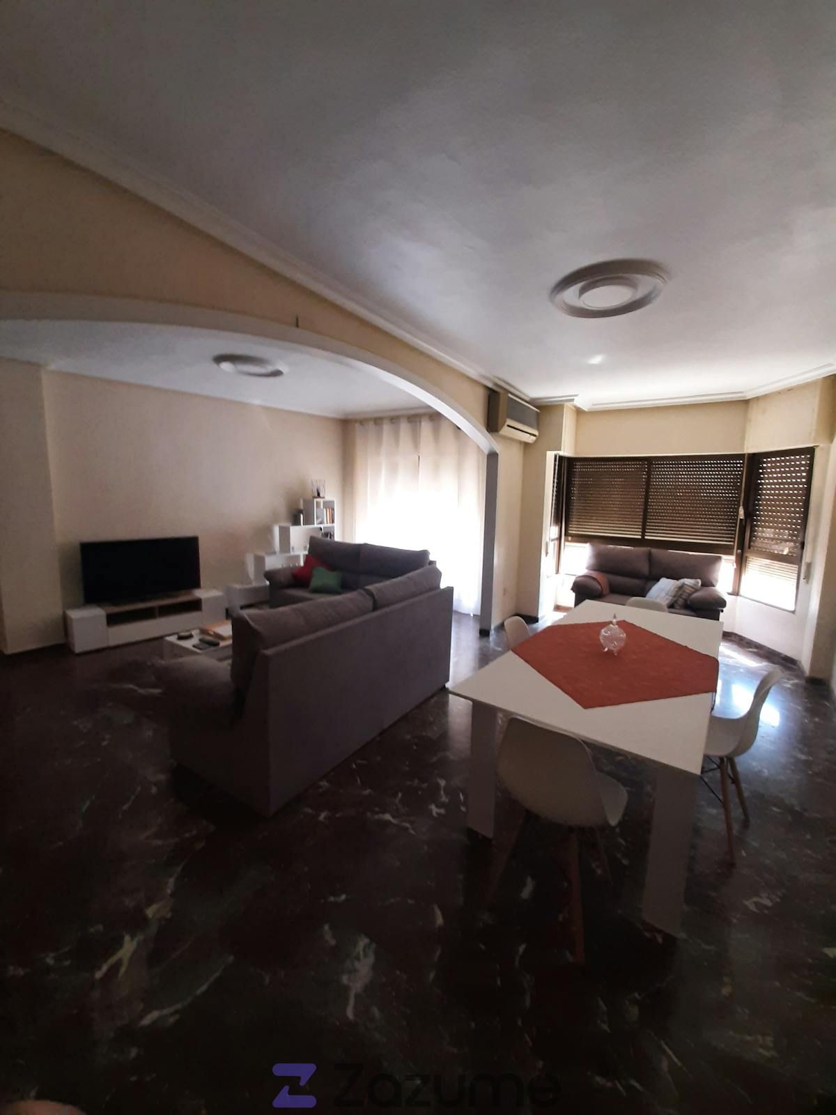 Wohnzimmer von Wohnung miete in Linares mit Klimaanlage, Heizung und Terrasse