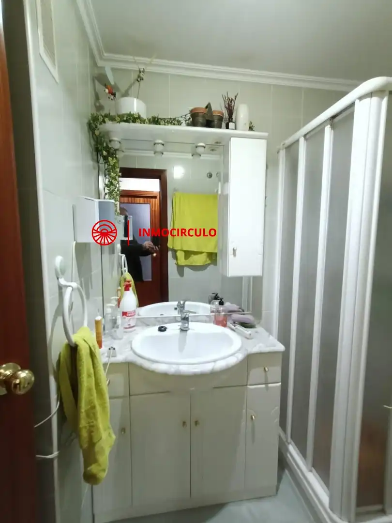 Baño de Dúplex en venta en Burgos con Terraza