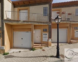 Exterior view of House or chalet for sale in Fresnedillas de la Oliva