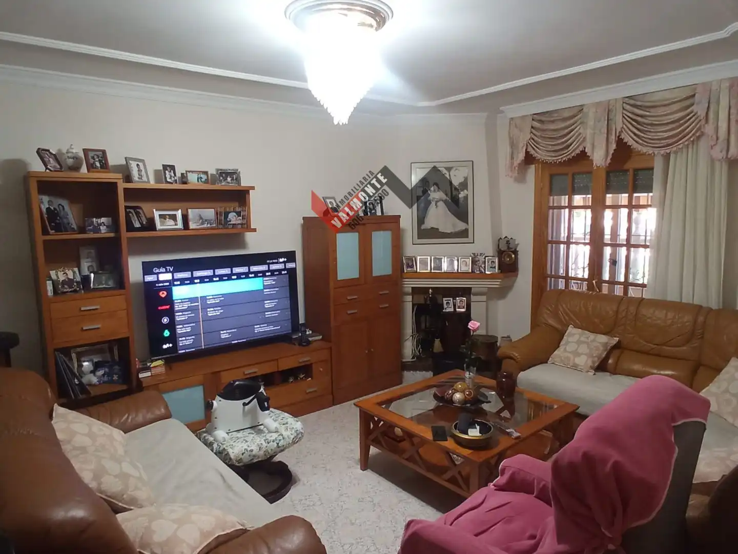 Sala d'estar de Casa o xalet en venda en Roquetas de Mar amb Aire condicionat, Calefacció i Terrassa