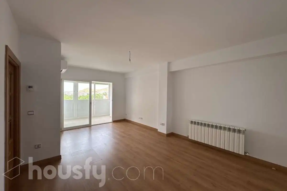 Sala de estar de Piso de alquiler en Alcalá de Henares con Aire acondicionado, Calefacción y Parquet