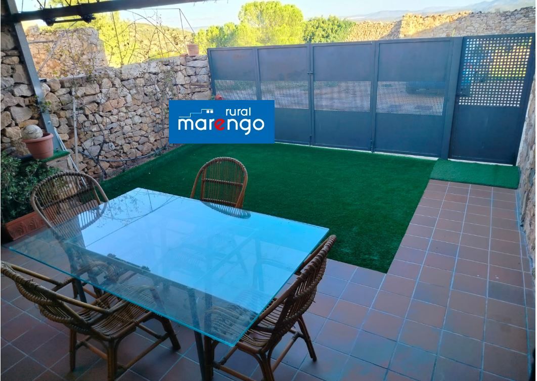 Terrassa de Casa o xalet en venda en Costur amb Jardí privat, Terrassa i Traster