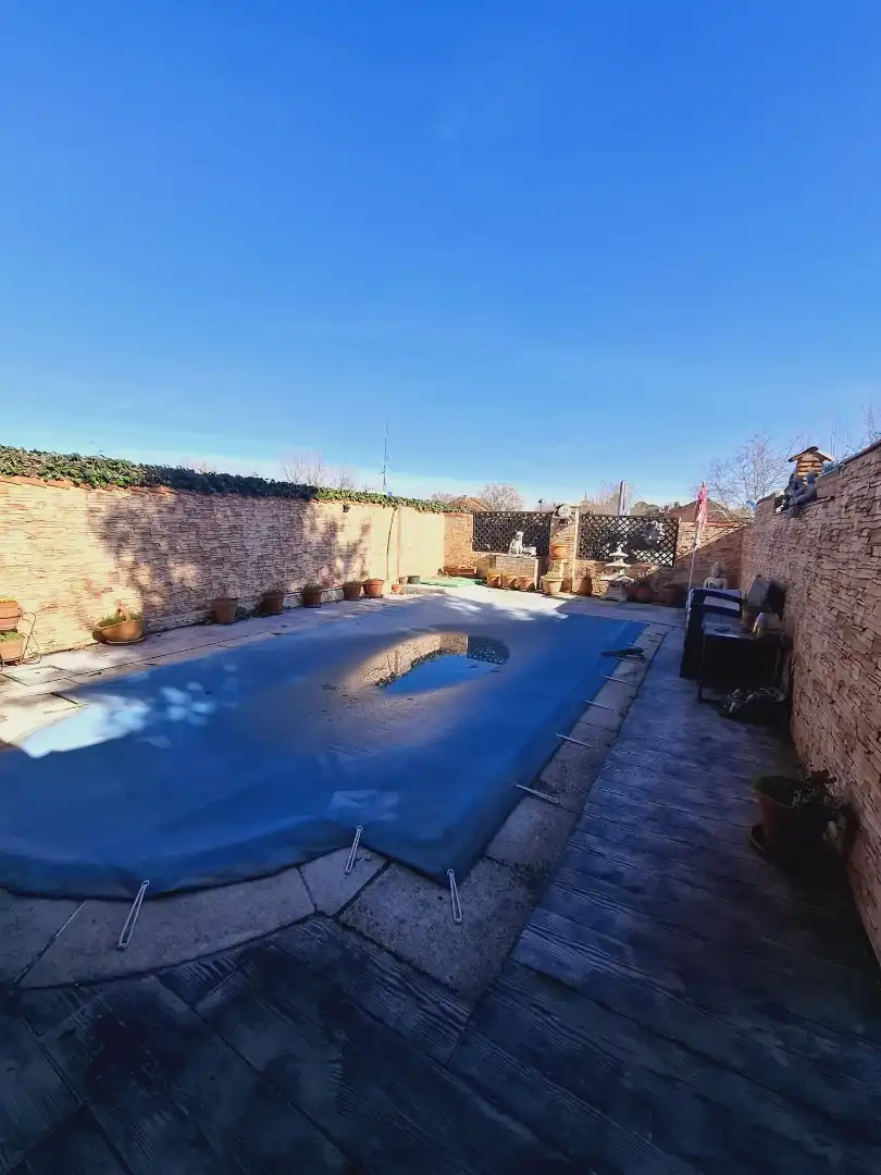 Piscina de Casa adosada en venta en Villaviciosa de Odón con Aire acondicionado, Calefacción y Jardín privado