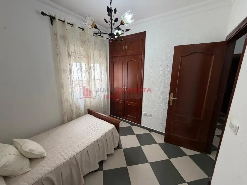 Habitación de Piso en venta en Lepe