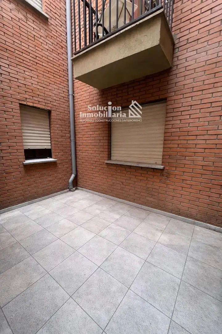 Vista exterior de Pis en venda en Salamanca amb Calefacció i Terrassa