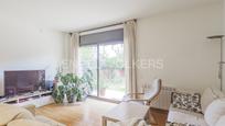 Living room of Apartment for sale in Sant Feliu de Llobregat  with Private garden, Parquet flooring and Terrace