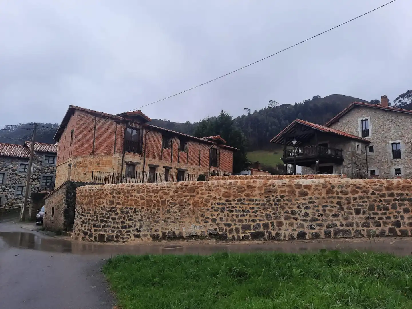 Vista exterior de Garaje en venta en Val de San Vicente 