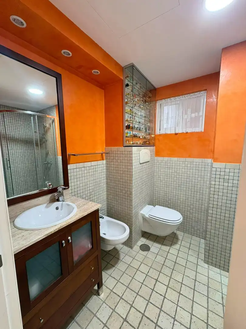 Bany de Pis en venda en Cádiz amb Aire condicionat i Calefacció