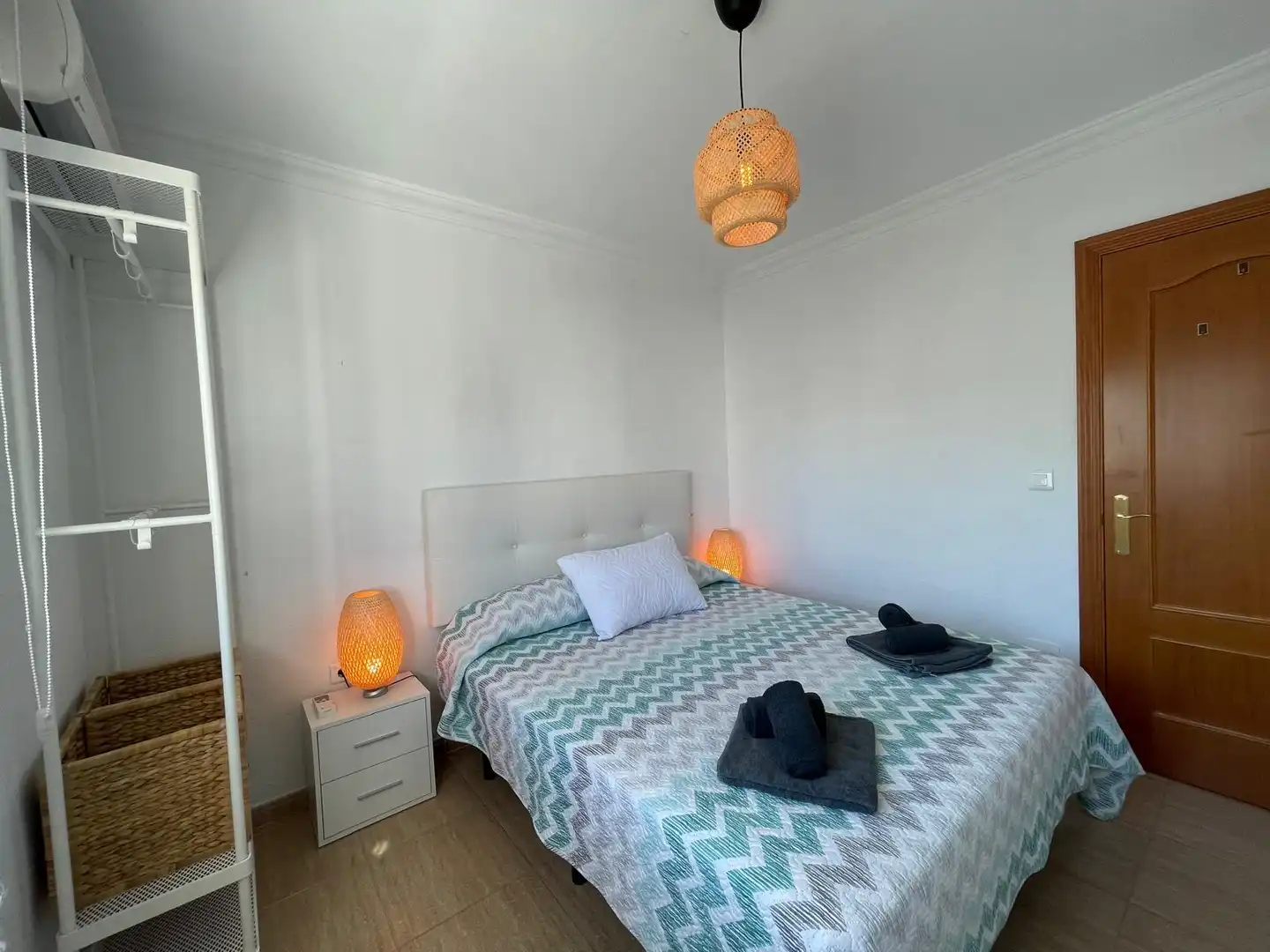 Schlafzimmer von Wohnungen zum Verkauf in Vélez-Málaga mit Klimaanlage, Terrasse und Gemeinschaftspool
