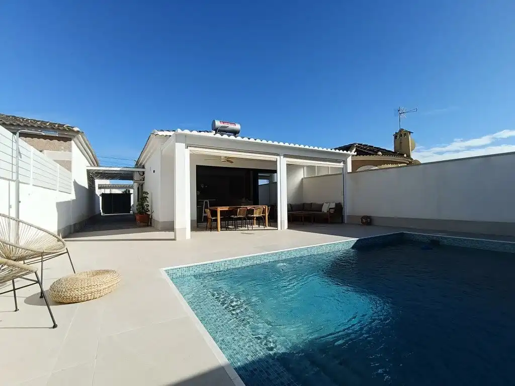 Villa mit Pool zum Verkauf in Zona Carrefour - Urbanizaciones, imagen 25
