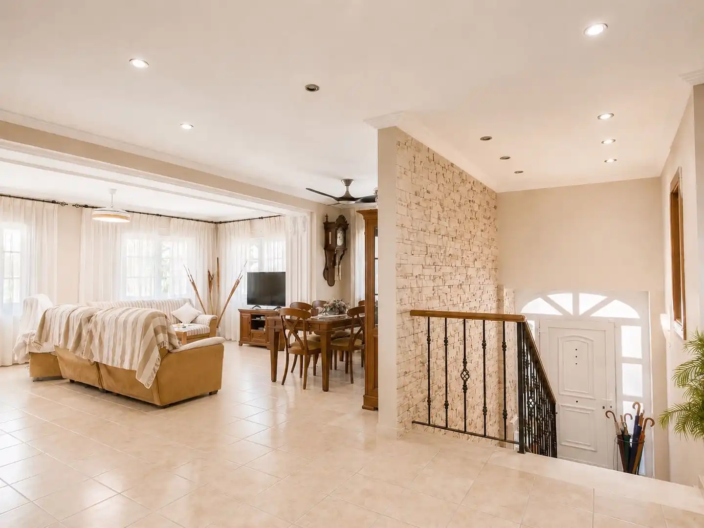 Detached house with pool for sale in El Montgó, imagen 18