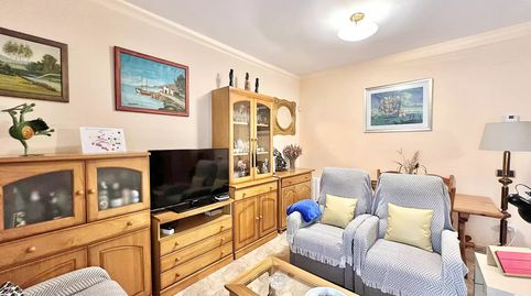 Vive e invierte en el corazón de Palamós! Chalet pareado con local multifuncional a 5 minutos de la playa, imatge 4