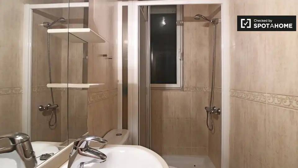 Flat for rent in Imperial