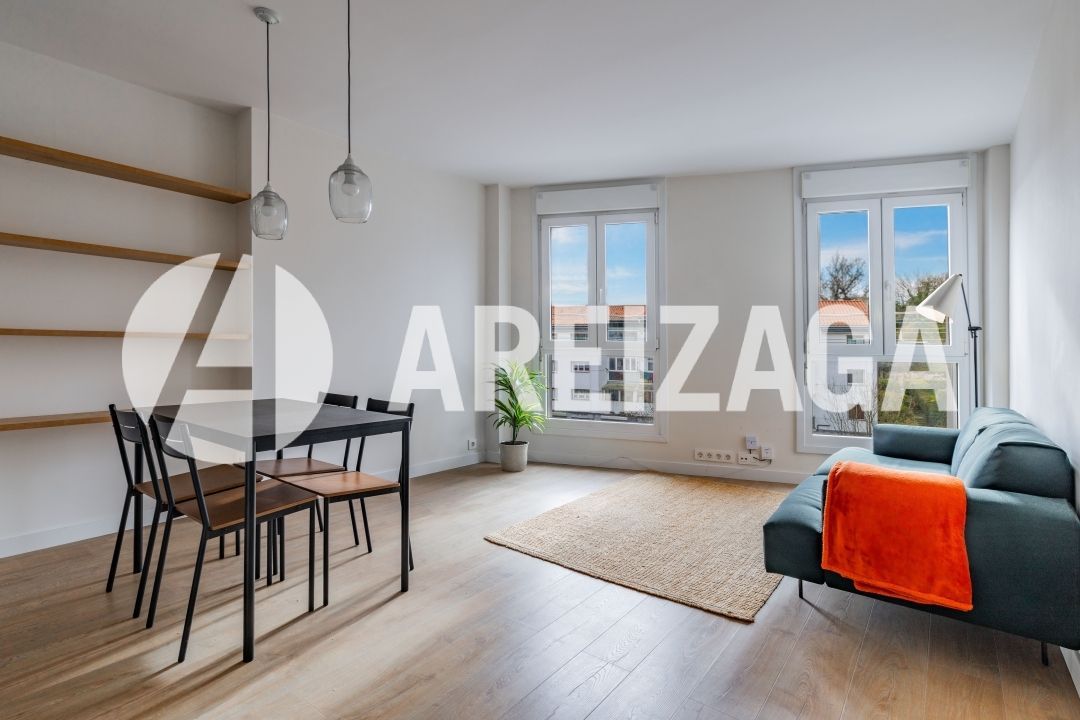 Exterior view of Flat for sale in Donostia - San Sebastián   with Heating and Furnished