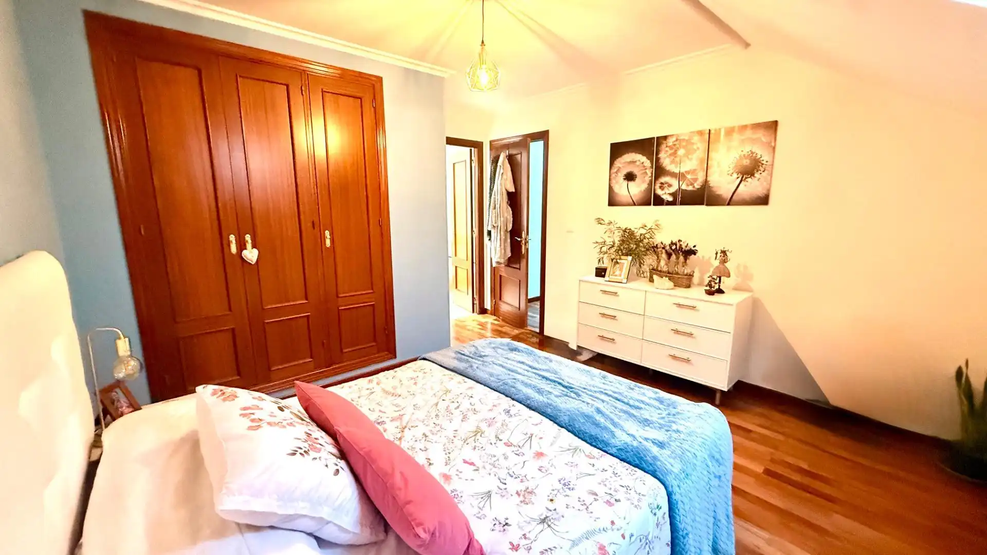 Bedroom of Attic for sale in O Carballiño    with Heating and Furnished