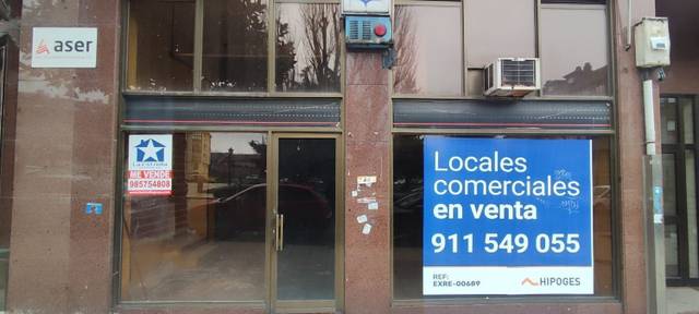 Local comercial en Venta en Milán - Pumarín