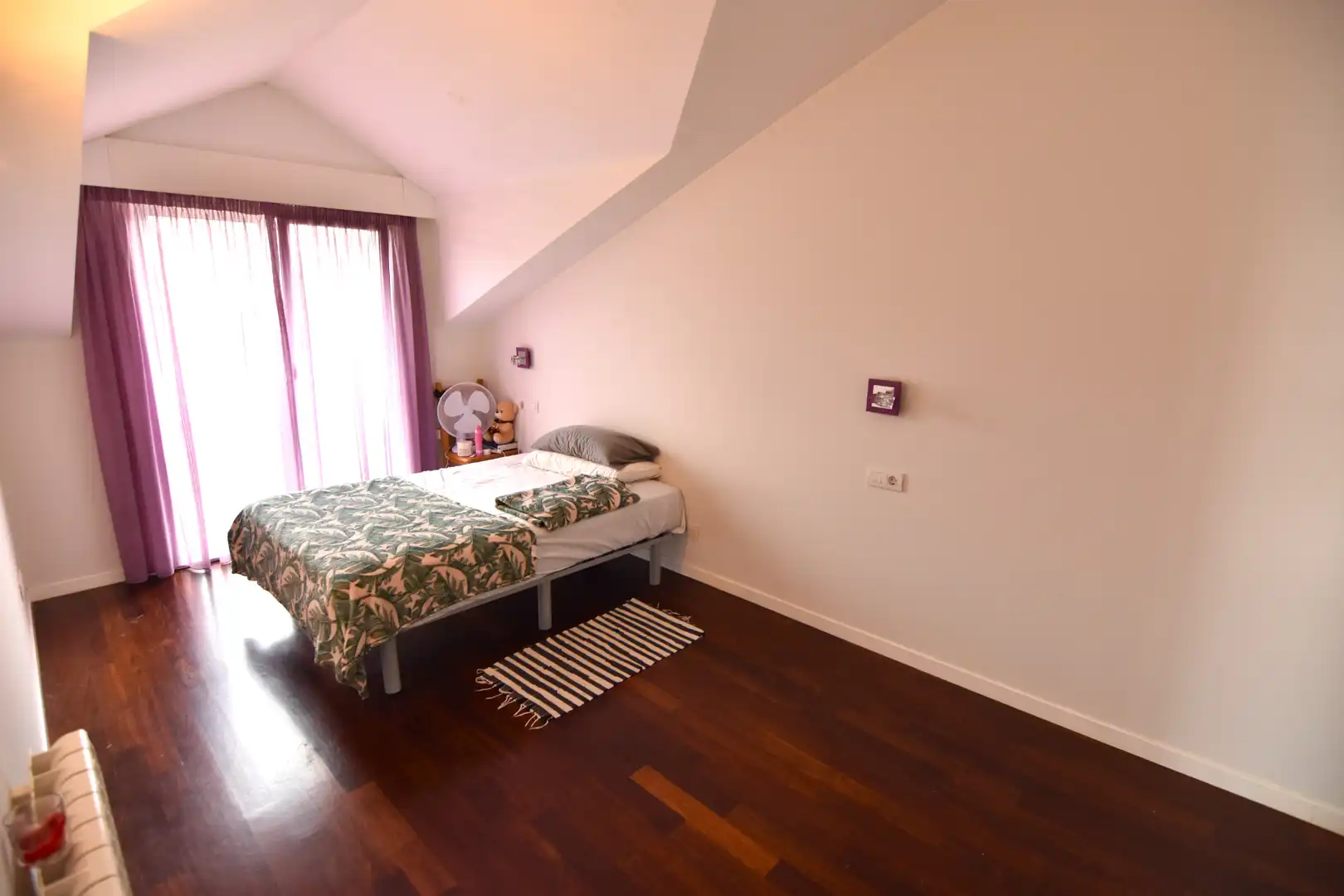 Habitación de Casa o chalet en venta en Miño con Calefacción, Jardín privado y Parquet