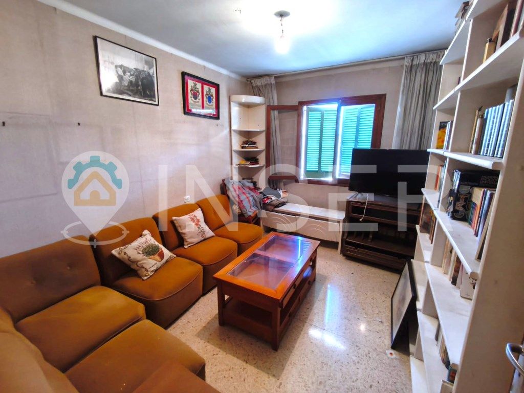 Living room of Flat for sale in  Palma de Mallorca  with Terrace, Furnished and Oven