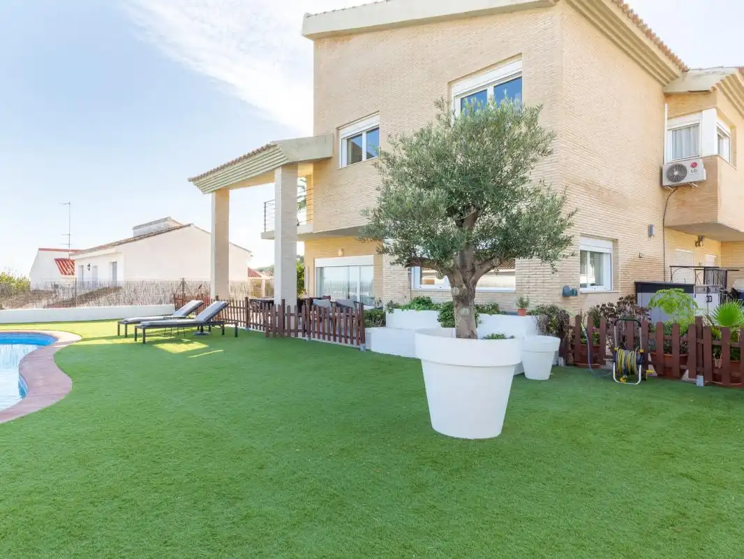 Casa o chalet en venta en Av. Buenos Aires, Sierra Perenchiza - Cumbres de Calicanto - Sto Domingo