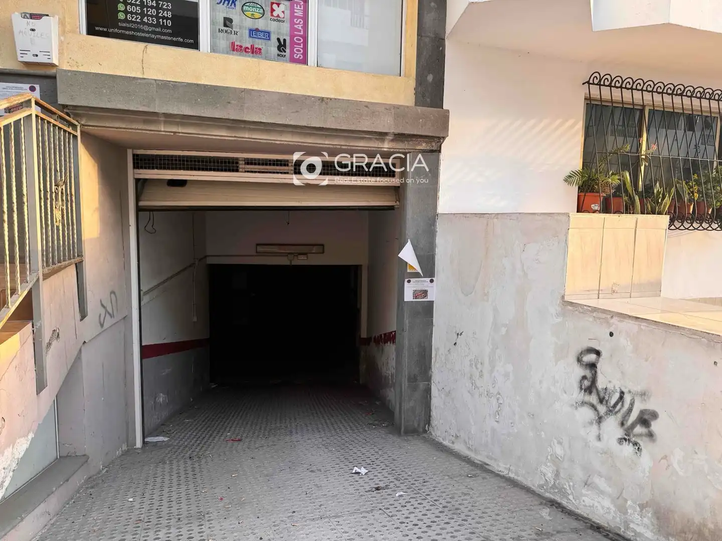 Aparcament de Estudi en venda en Adeje amb Moblat