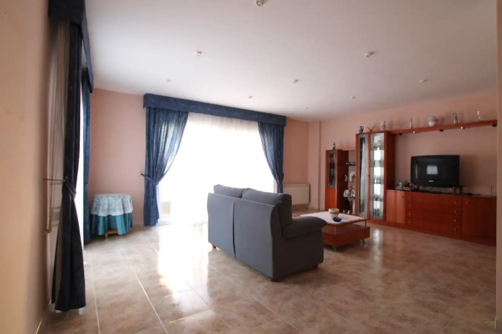 House with balcony for sale in Nucli Urbà, imagen 12